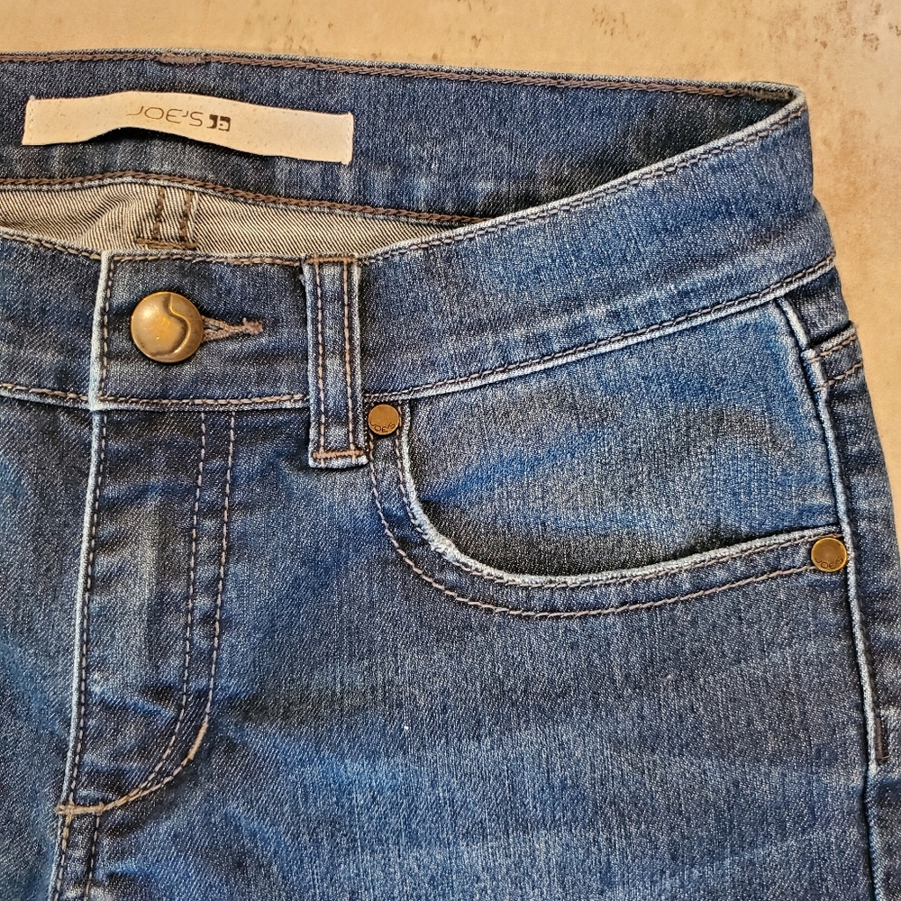 Joe's Bermuda Cuffed Short Girl's Size 14 - Picture 3 of 6